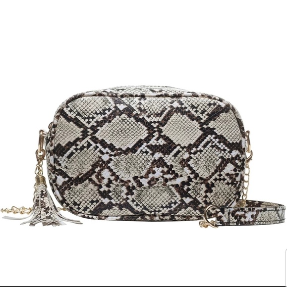🆕️SALE!Snake Print Crossbody Messenger Bag💕 - Picture 2 of 11
